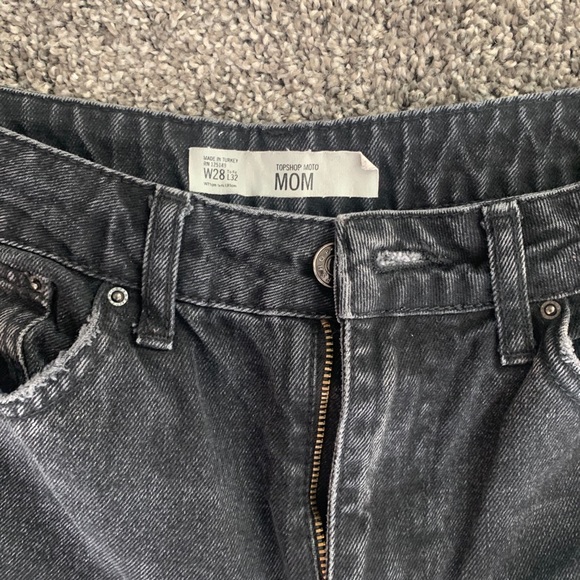 TOPSHOP black wash mom jeans - Picture 2 of 5